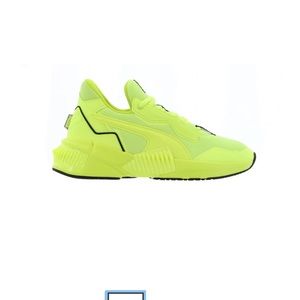 PUMA WOMEN PROVOKE XT FM 194110-02, 9.5 Yellow